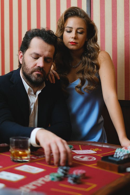 Nordean Pankkikortit – Turvalliset Ja Kätevät Maksuvälineet Suomessa