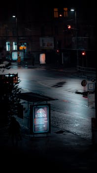 {visual_scene_of_casino_and_slots}
