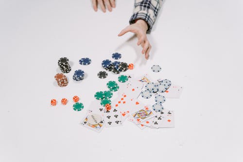 Ilmainen Korttipeli: Parhaat Ilmaiset Nettipelit Ja Korttistrategiat