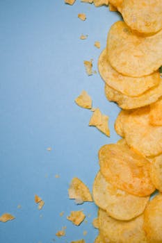 happy-gamer-with-laptop