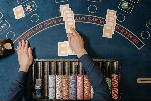 poker tournament scene