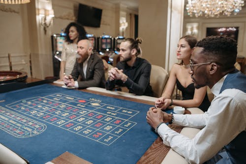 poker-player-gesture