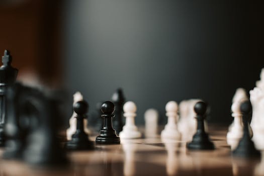 financial_strategy_comparison